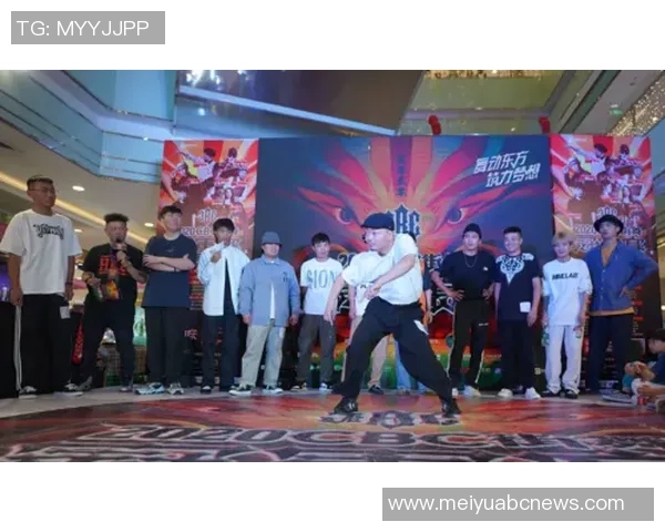 广州街舞队以62分领跑世界街舞大赛积分榜展现强劲实力