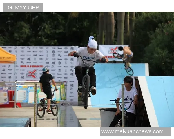 极限运动会精彩点评北京街舞队默契配合展现团队精神与创意魅力